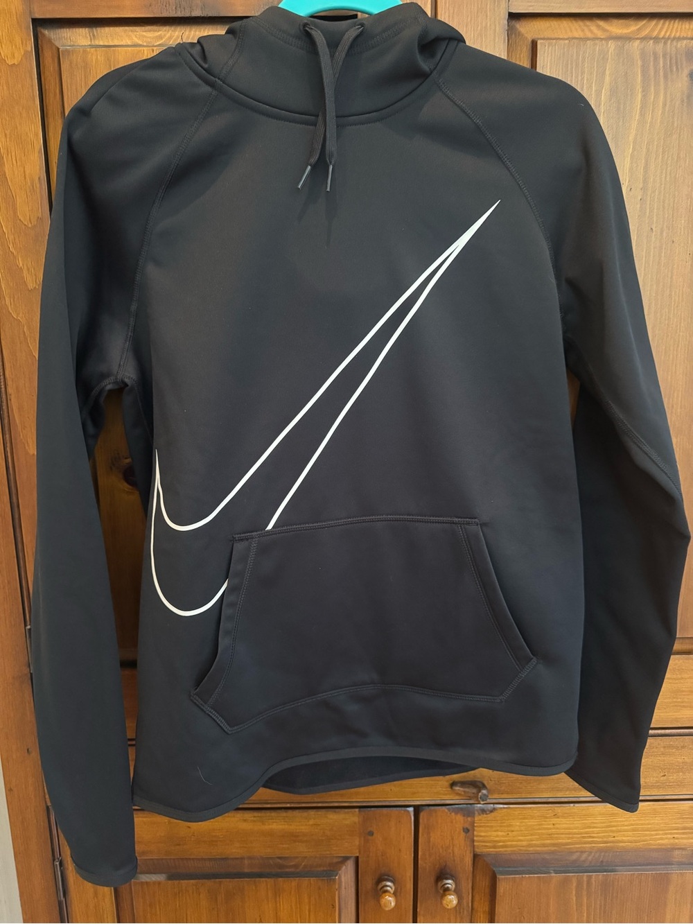 Nike Ladies Large Black Medium Weight Crewneck Sweatshirt with White Swoosh.NWOT